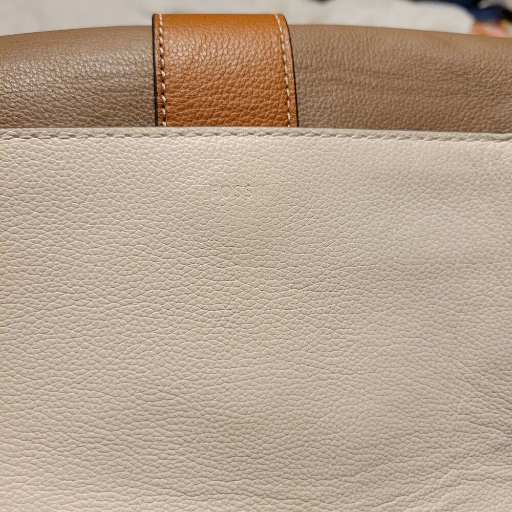 Fossil Medium Leather White Tan Beige Shoulder Crossbody Purse Bag - Picture 6 of 14